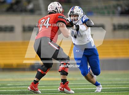 Thumbnail 2 in Rockwall-Heath vs. Temple (UIL 6A Area Playoff) photogallery.