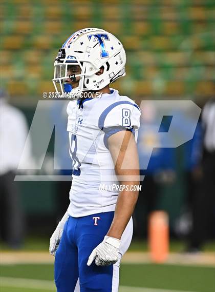 Thumbnail 2 in Rockwall-Heath vs. Temple (UIL 6A Area Playoff) photogallery.