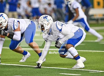 Thumbnail 3 in Rockwall-Heath vs. Temple (UIL 6A Area Playoff) photogallery.