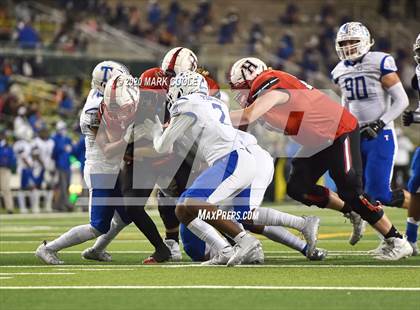 Thumbnail 1 in Rockwall-Heath vs. Temple (UIL 6A Area Playoff) photogallery.