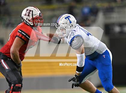 Thumbnail 2 in Rockwall-Heath vs. Temple (UIL 6A Area Playoff) photogallery.