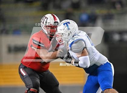 Thumbnail 3 in Rockwall-Heath vs. Temple (UIL 6A Area Playoff) photogallery.