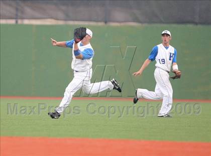 Thumbnail 2 in Highlands vs. Beechwood (Ninth Region Quarterfinal) photogallery.