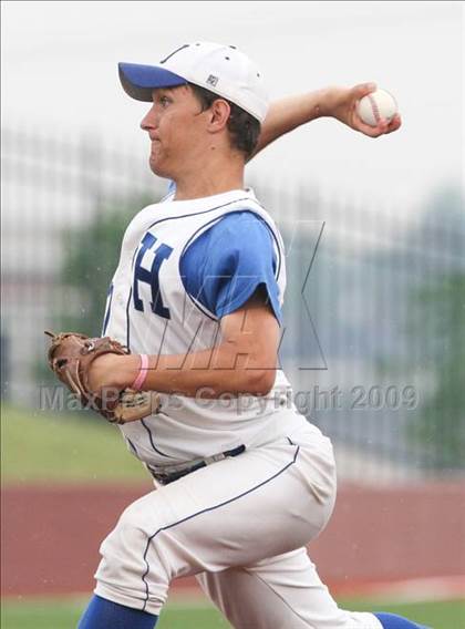 Thumbnail 1 in Highlands vs. Beechwood (Ninth Region Quarterfinal) photogallery.