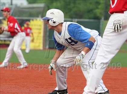 Thumbnail 1 in Highlands vs. Beechwood (Ninth Region Quarterfinal) photogallery.