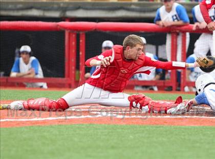 Thumbnail 2 in Highlands vs. Beechwood (Ninth Region Quarterfinal) photogallery.