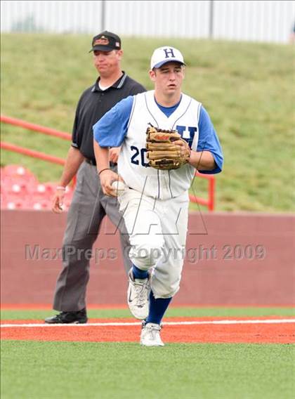 Thumbnail 2 in Highlands vs. Beechwood (Ninth Region Quarterfinal) photogallery.