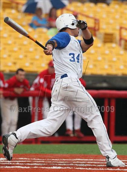 Thumbnail 2 in Highlands vs. Beechwood (Ninth Region Quarterfinal) photogallery.
