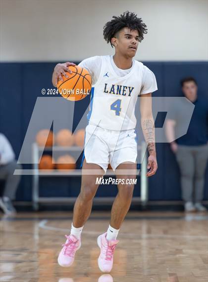 Thumbnail 2 in North Brunswick vs. Laney photogallery.