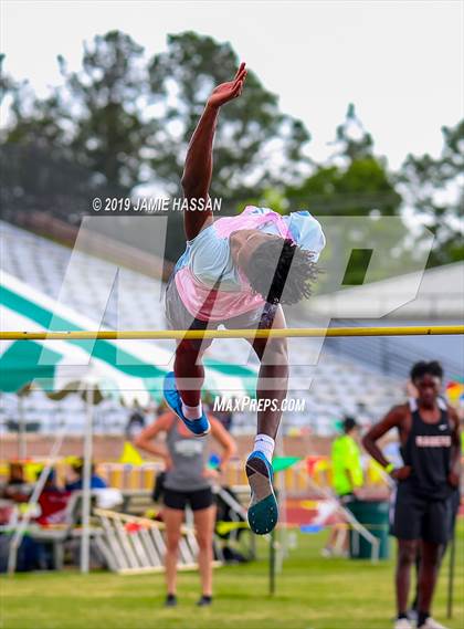 Thumbnail 1 in SCHSL State Track Meet (Boys Field Events)  photogallery.