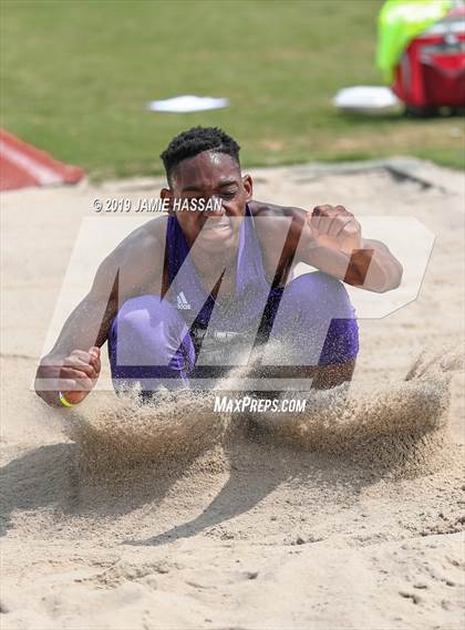 Thumbnail 3 in SCHSL State Track Meet (Boys Field Events)  photogallery.