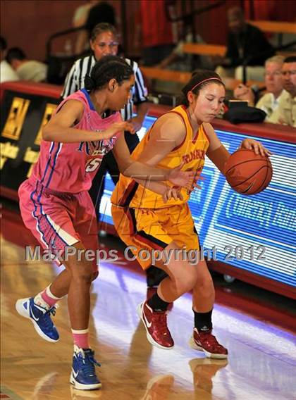 Thumbnail 2 in Rialto vs. Rosary photogallery.