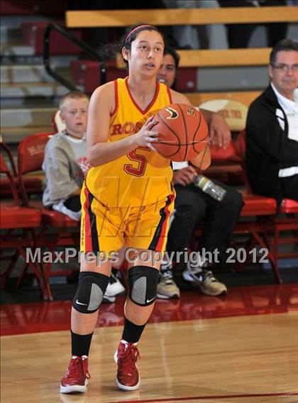 Thumbnail 3 in Rialto vs. Rosary photogallery.