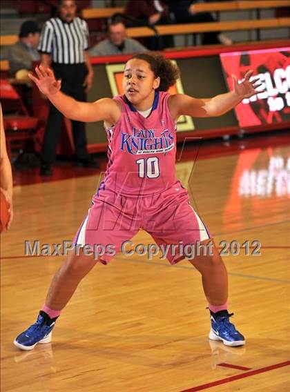 Thumbnail 3 in Rialto vs. Rosary photogallery.