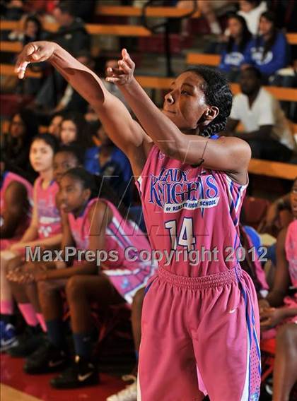 Thumbnail 1 in Rialto vs. Rosary photogallery.
