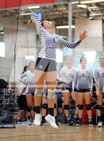 Thumbnail 1 in San Juan Hills vs. Murrieta Mesa (Queen's Court Tournament) photogallery.