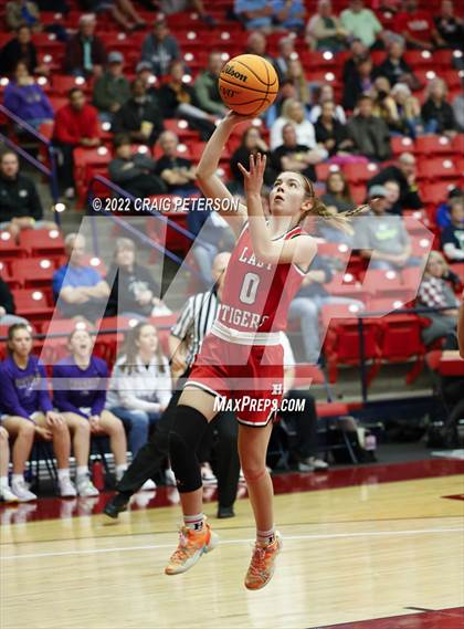 Thumbnail 2 in Desert Hills vs. Hurricane (UHSAA 4A Quarterfinal Playoff) photogallery.
