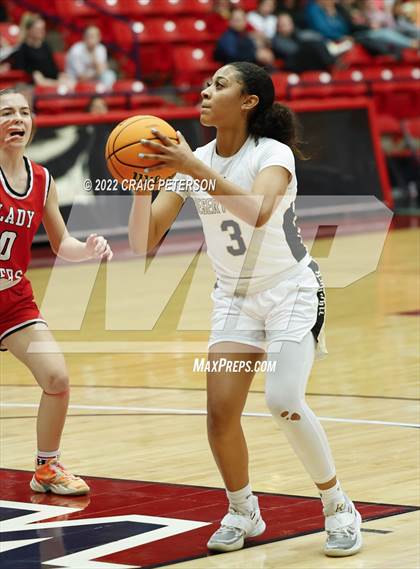 Thumbnail 2 in Desert Hills vs. Hurricane (UHSAA 4A Quarterfinal Playoff) photogallery.