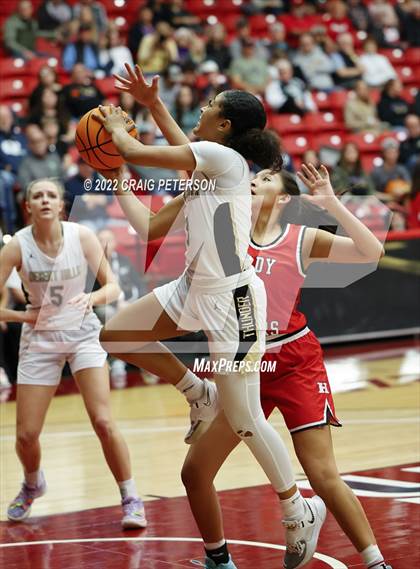 Thumbnail 1 in Desert Hills vs. Hurricane (UHSAA 4A Quarterfinal Playoff) photogallery.