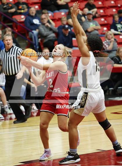 Thumbnail 2 in Desert Hills vs. Hurricane (UHSAA 4A Quarterfinal Playoff) photogallery.