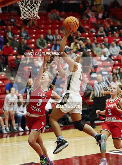 Thumbnail 1 in Desert Hills vs. Hurricane (UHSAA 4A Quarterfinal Playoff) photogallery.