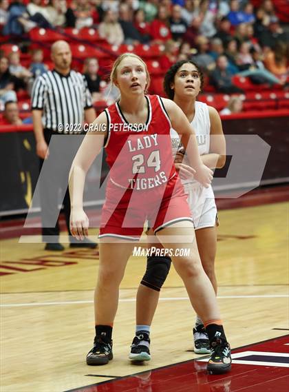Thumbnail 2 in Desert Hills vs. Hurricane (UHSAA 4A Quarterfinal Playoff) photogallery.