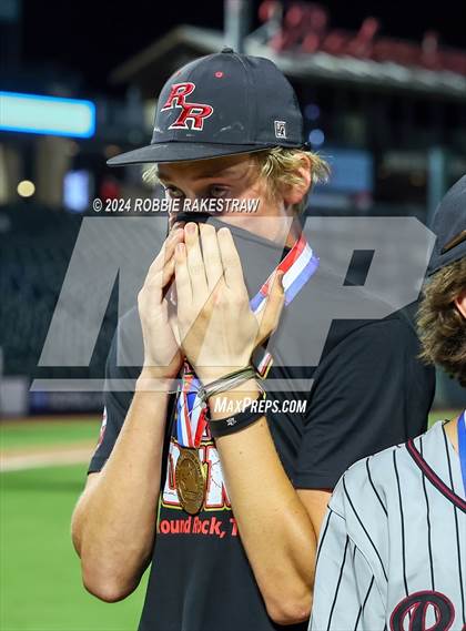 Thumbnail 3 in Grapevine vs. Rouse (UIL 5A Baseball Semifinal Medal Ceremony) photogallery.