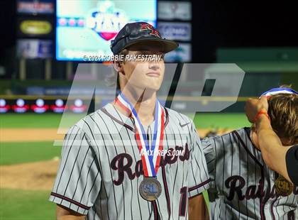 Thumbnail 1 in Grapevine vs. Rouse (UIL 5A Baseball Semifinal Medal Ceremony) photogallery.