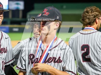 Thumbnail 3 in Grapevine vs. Rouse (UIL 5A Baseball Semifinal Medal Ceremony) photogallery.