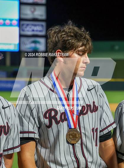 Thumbnail 2 in Grapevine vs. Rouse (UIL 5A Baseball Semifinal Medal Ceremony) photogallery.