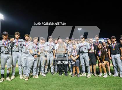 Thumbnail 3 in Grapevine vs. Rouse (UIL 5A Baseball Semifinal Medal Ceremony) photogallery.