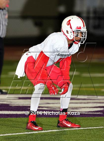 Thumbnail 3 in Harvard-Westlake vs. Cathedral photogallery.