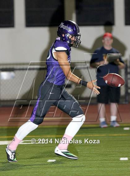 Thumbnail 3 in Harvard-Westlake vs. Cathedral photogallery.
