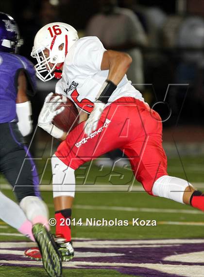 Thumbnail 2 in Harvard-Westlake vs. Cathedral photogallery.