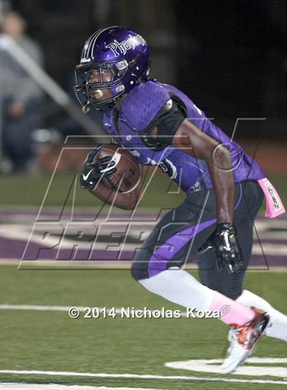 Thumbnail 2 in Harvard-Westlake vs. Cathedral photogallery.