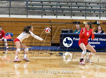 Thumbnail 2 in Clark vs. Taft photogallery.