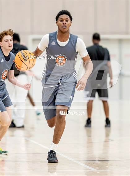 Thumbnail 3 in Beverly Hills vs Westlake (Cali Live Boys 2024) photogallery.
