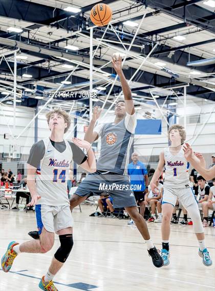 Thumbnail 1 in Beverly Hills vs Westlake (Cali Live Boys 2024) photogallery.