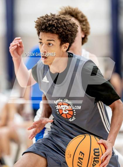 Thumbnail 3 in Beverly Hills vs Westlake (Cali Live Boys 2024) photogallery.