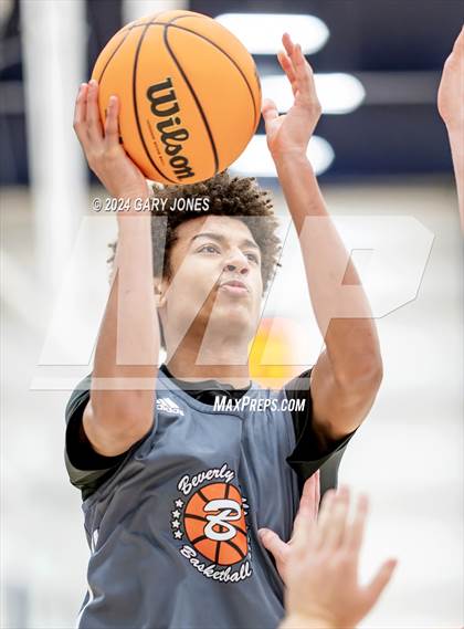 Thumbnail 1 in Beverly Hills vs Westlake (Cali Live Boys 2024) photogallery.