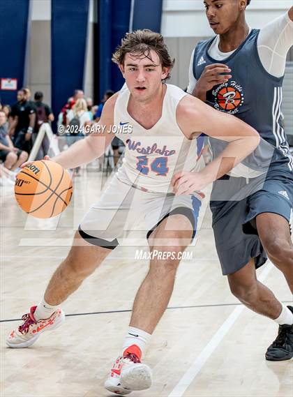 Thumbnail 2 in Beverly Hills vs Westlake (Cali Live Boys 2024) photogallery.