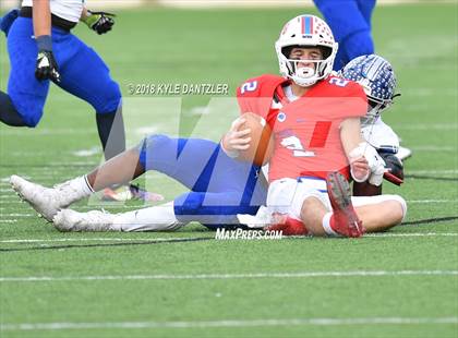 Thumbnail 3 in Nolan Catholic vs. Parish Episcopal (TAPPS  Division 1 Quarterfinal) photogallery.