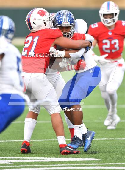 Thumbnail 2 in Nolan Catholic vs. Parish Episcopal (TAPPS  Division 1 Quarterfinal) photogallery.