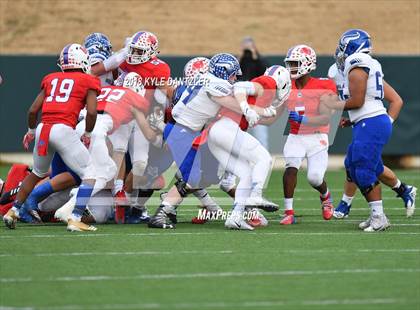 Thumbnail 3 in Nolan Catholic vs. Parish Episcopal (TAPPS  Division 1 Quarterfinal) photogallery.
