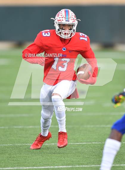 Thumbnail 1 in Nolan Catholic vs. Parish Episcopal (TAPPS  Division 1 Quarterfinal) photogallery.