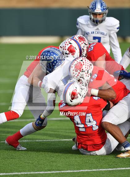 Thumbnail 3 in Nolan Catholic vs. Parish Episcopal (TAPPS  Division 1 Quarterfinal) photogallery.