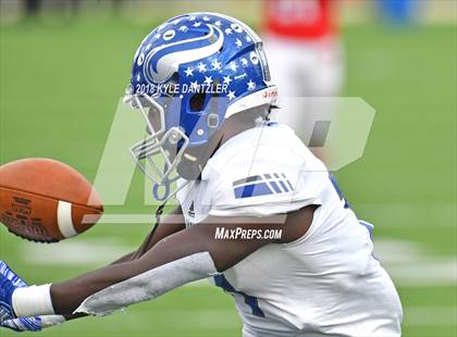 Thumbnail 2 in Nolan Catholic vs. Parish Episcopal (TAPPS  Division 1 Quarterfinal) photogallery.