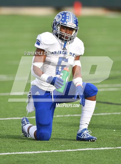 Thumbnail 2 in Nolan Catholic vs. Parish Episcopal (TAPPS  Division 1 Quarterfinal) photogallery.