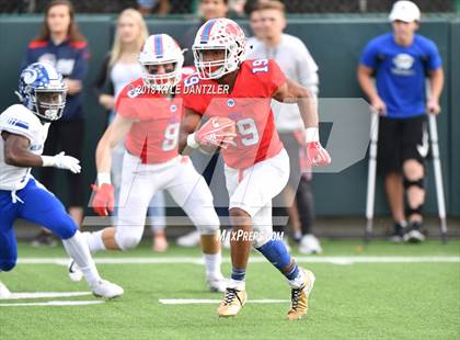 Thumbnail 3 in Nolan Catholic vs. Parish Episcopal (TAPPS  Division 1 Quarterfinal) photogallery.