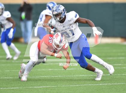 Thumbnail 1 in Nolan Catholic vs. Parish Episcopal (TAPPS  Division 1 Quarterfinal) photogallery.